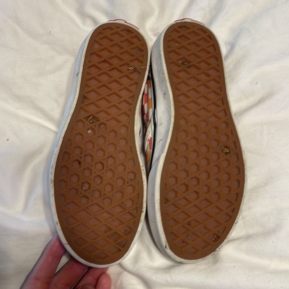 Kids 13.5 classic rainbow checkered slip ons - Picture 2 of 6